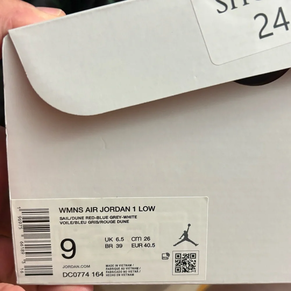 Nike women low